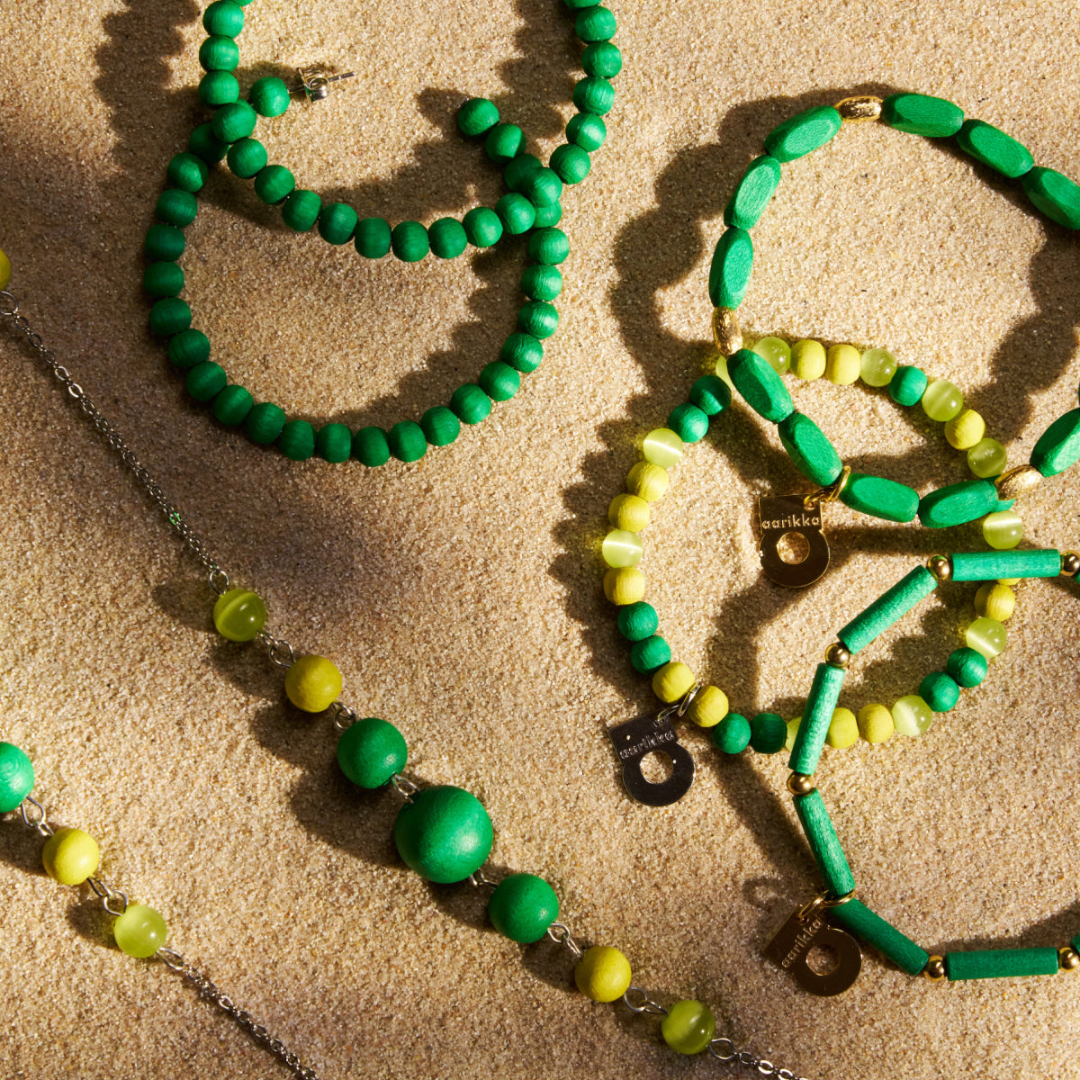 Irene-kaulakoru, vihreän sävyt