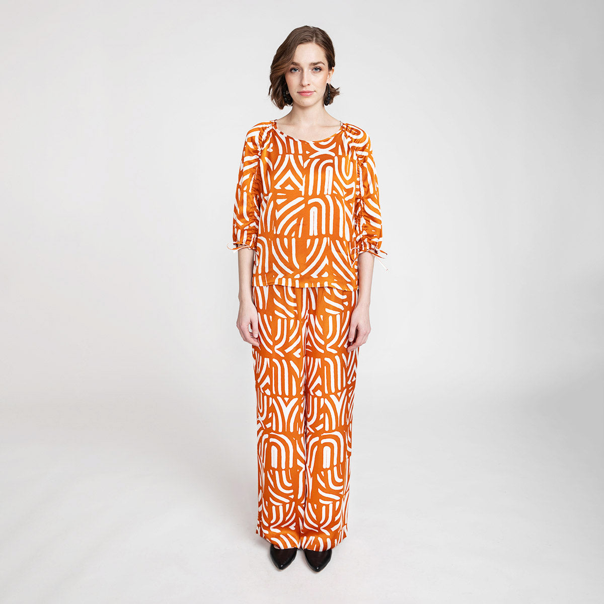 Vivika-paita, Kaari, kupari