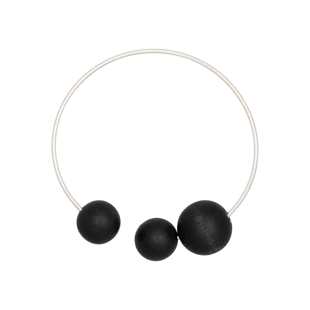 Kurjenpuola-rannekoru, musta