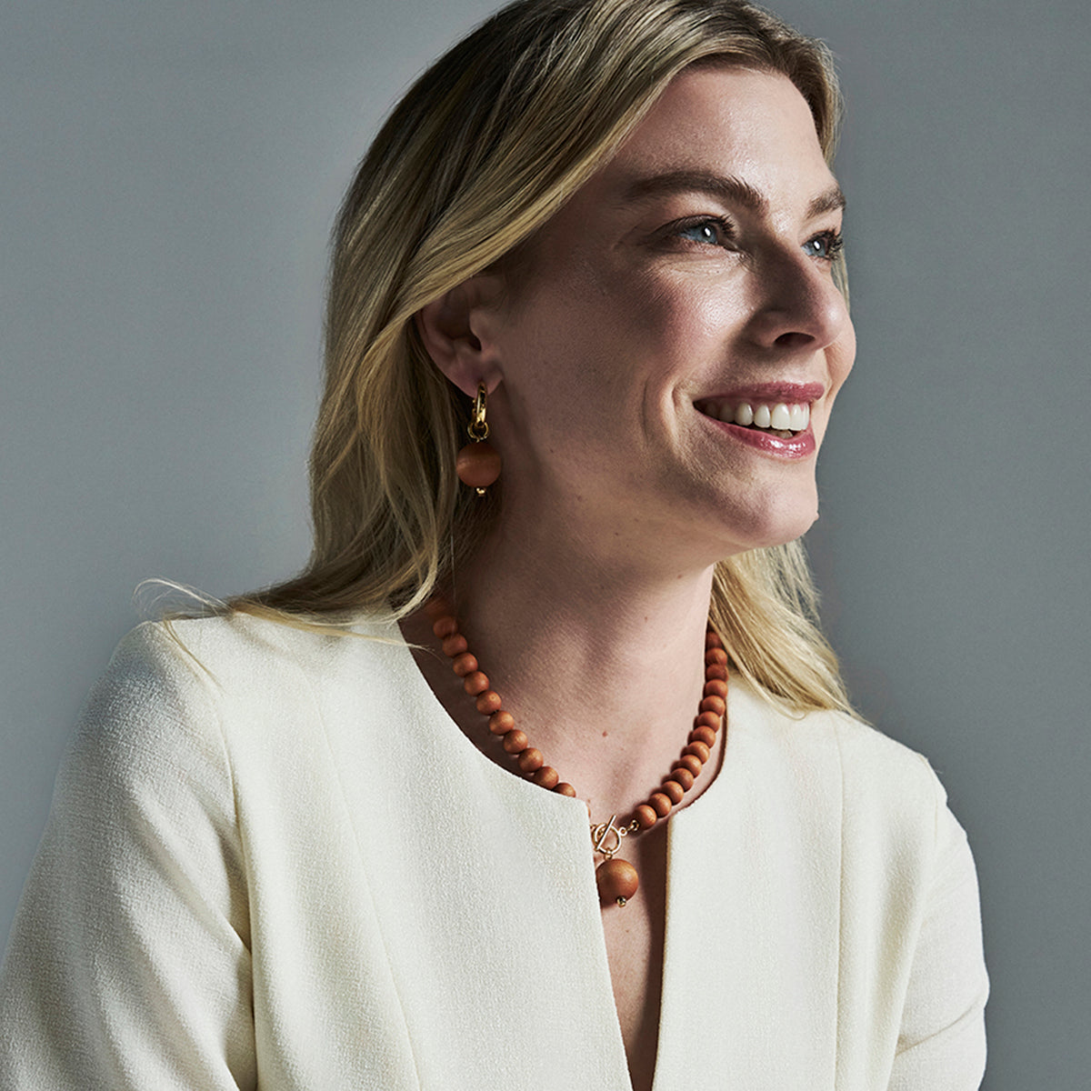 Valma-kaulakoru, oranssi