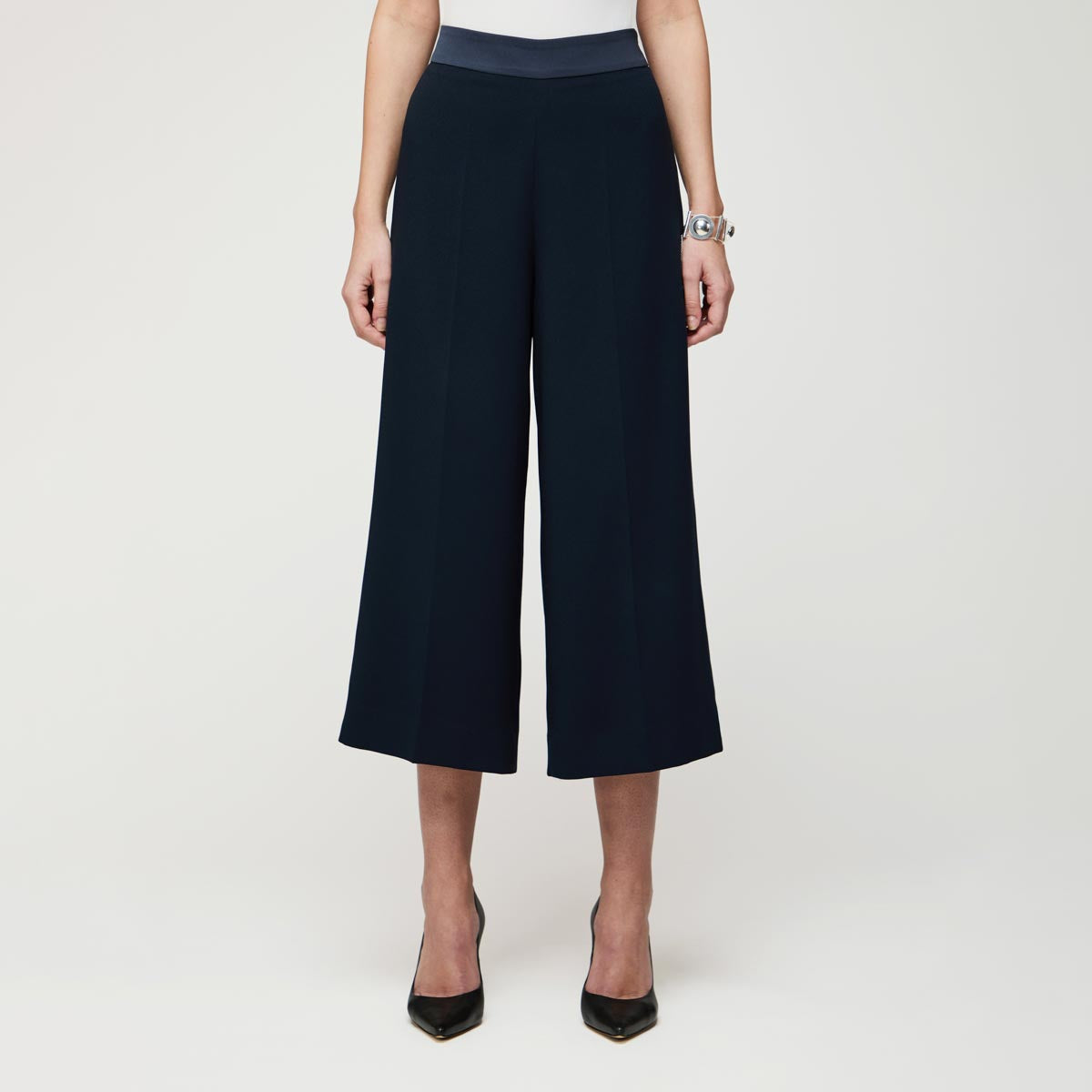 Mikaela-culottes, Utu, tummansininen