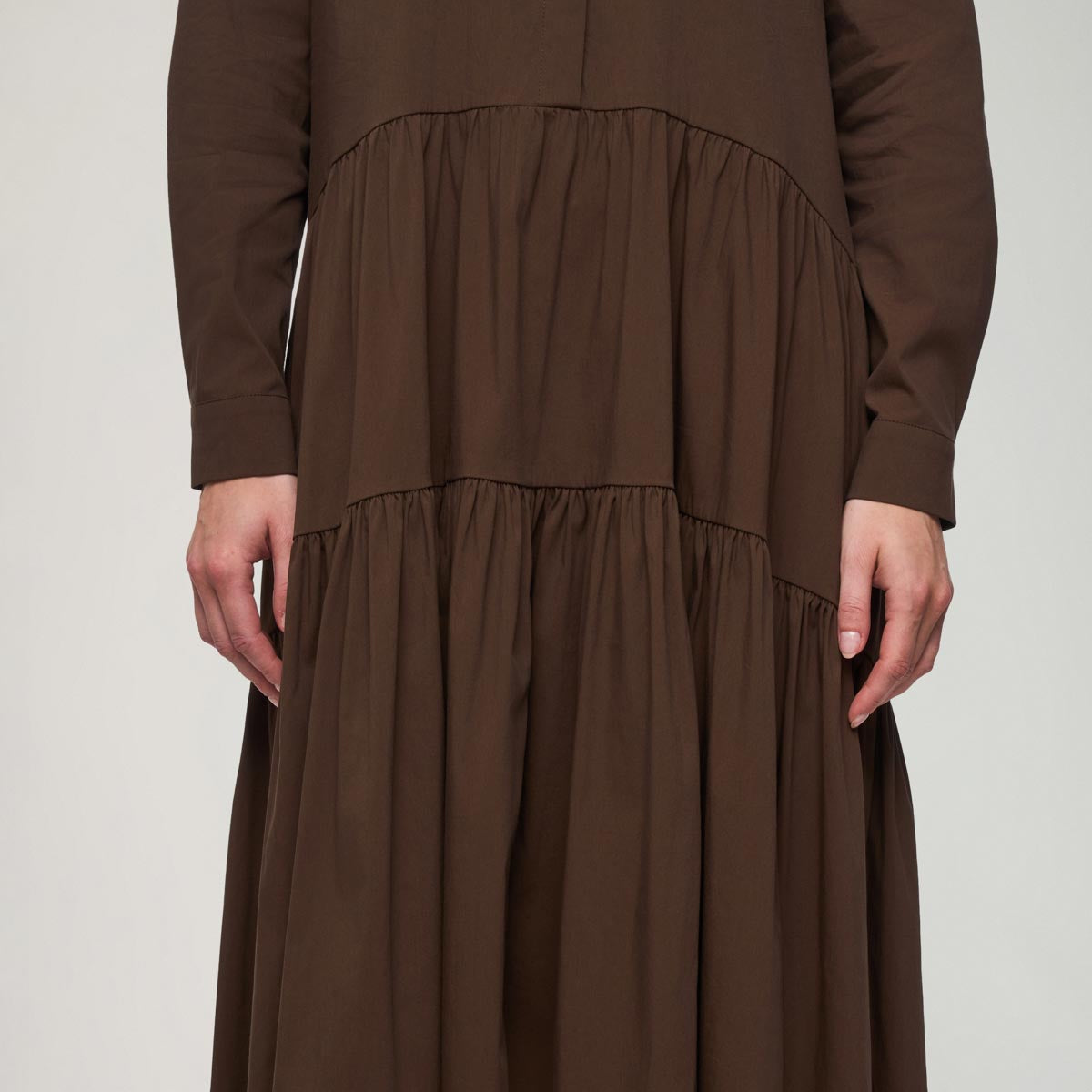 Triine-mekko, ruskea