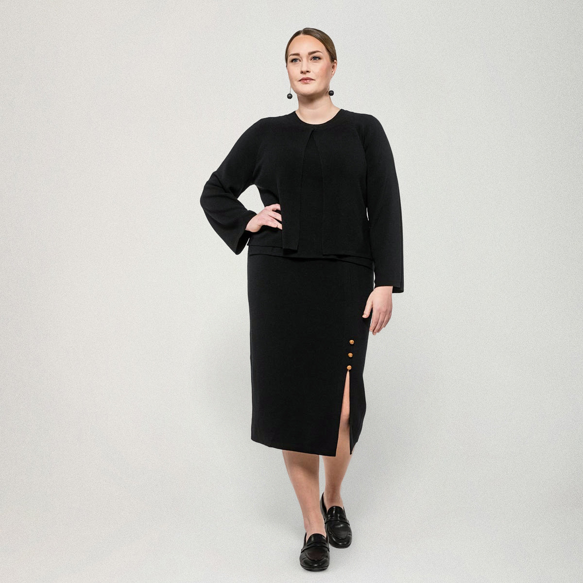 Alessia-neulehame, musta