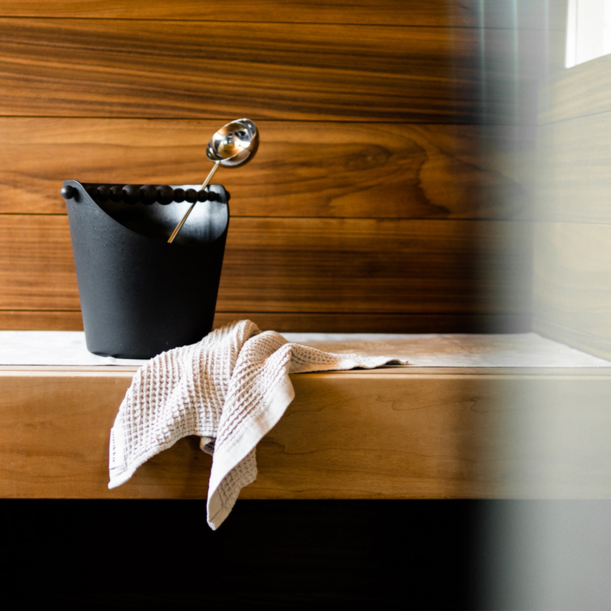 Nuppu-saunakauha, hopea ja pinkki