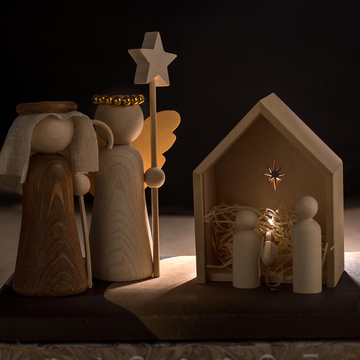 Hyvä paimen, 12 cm, ruskea