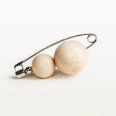 Olos-rintakoru, lakattu puu