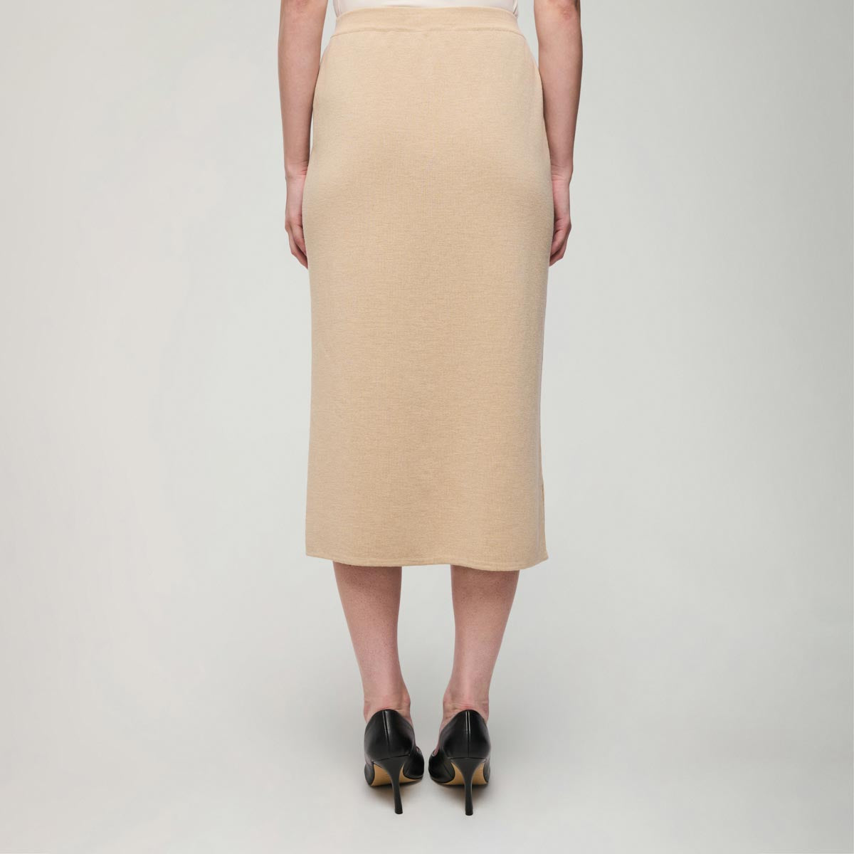 Hymy-neulehame, 2025, beige