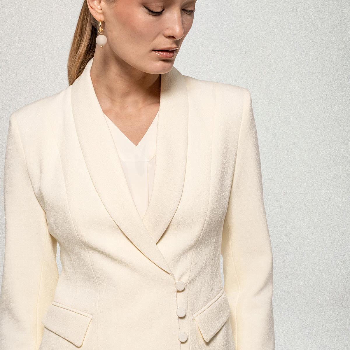 Dakota-bleiseri, Sire, kerma